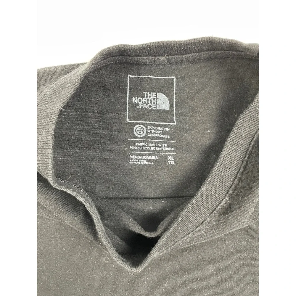 The North Face Mens XL Long Sleeve Graphic T-Shirt Black Mountain Logo Tee